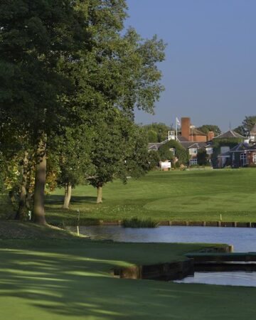 UK 1 night 2 rounds from £99 pp